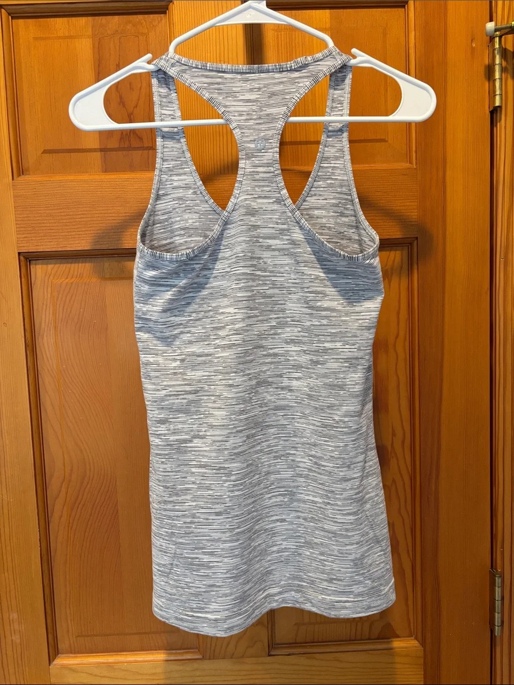 Lululemon Women's White and Gray Racerback Scoop Neck Tank Top Size 4
